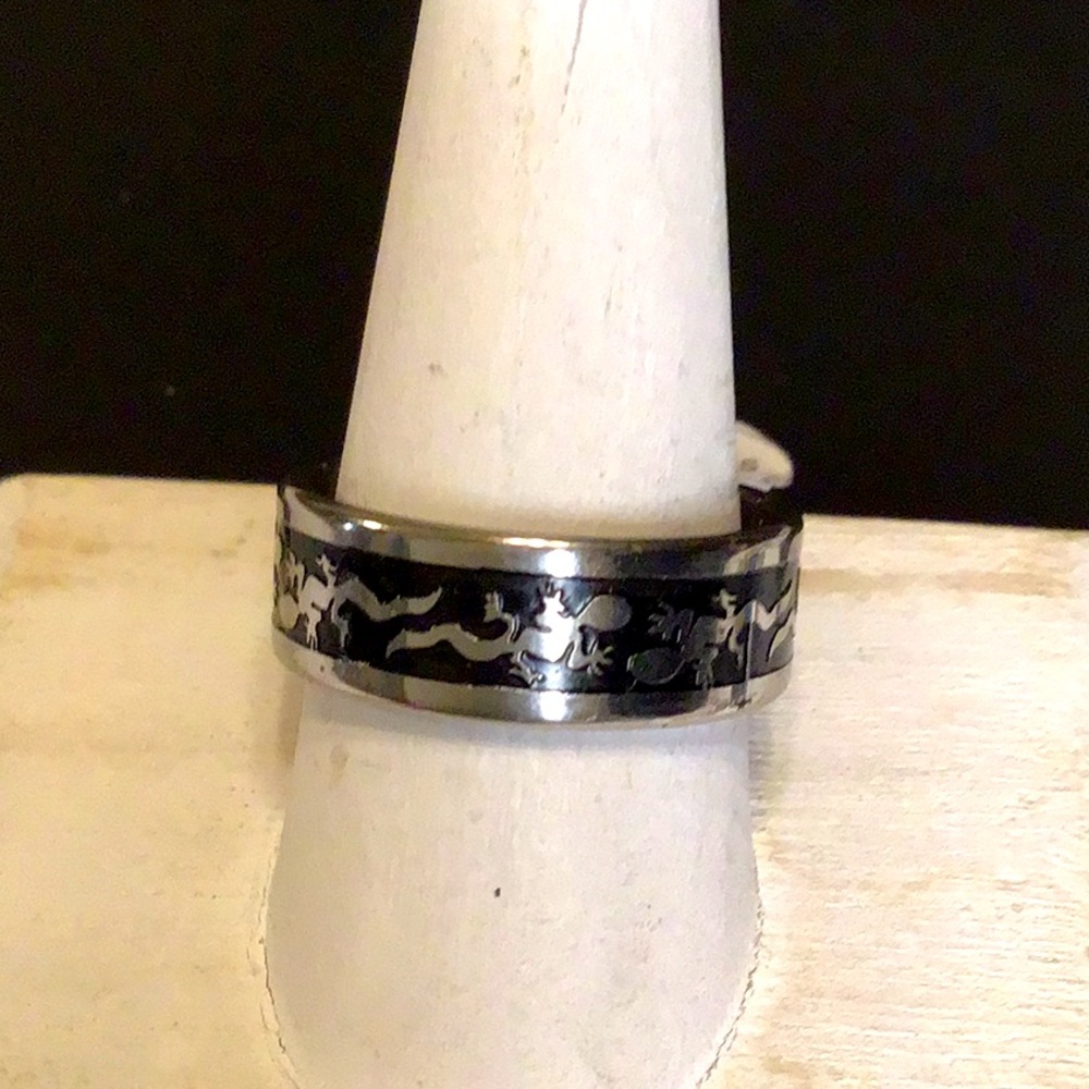 Men’s Beautiful Solid Stainless Steel Wedding Ring